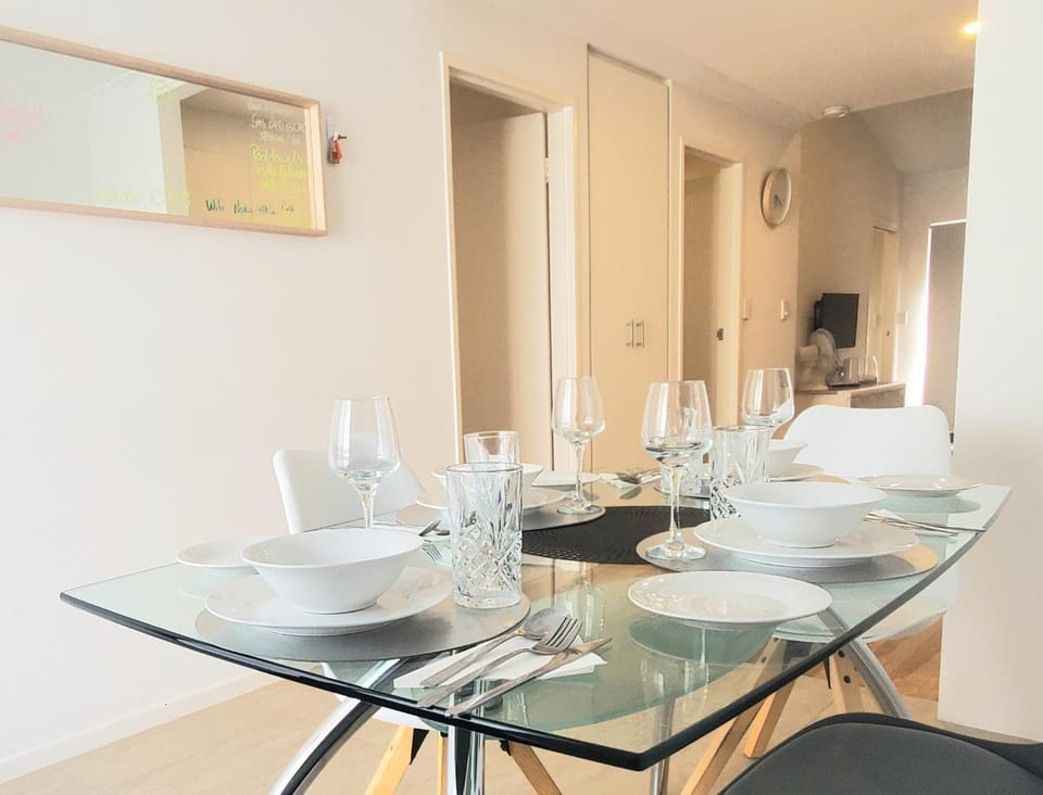 Coastal Salty Kiss Sleeps 4! Apartment in Perth