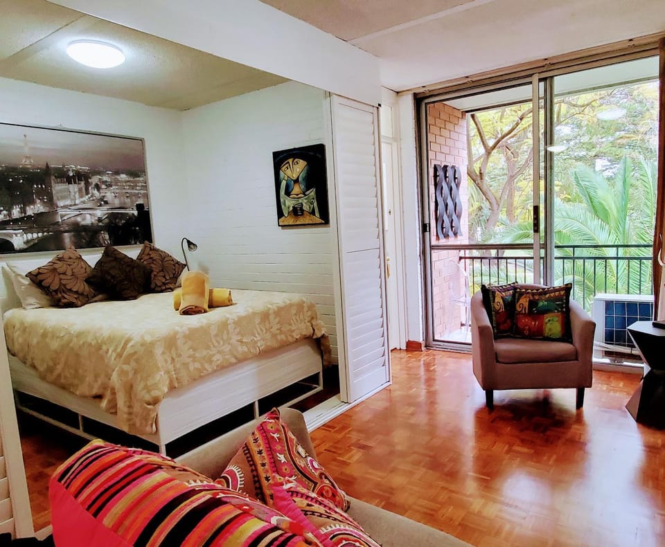 Quaint & Tranquil Subiaco 1 Bedroom Apartment Apartment hotel in Perth