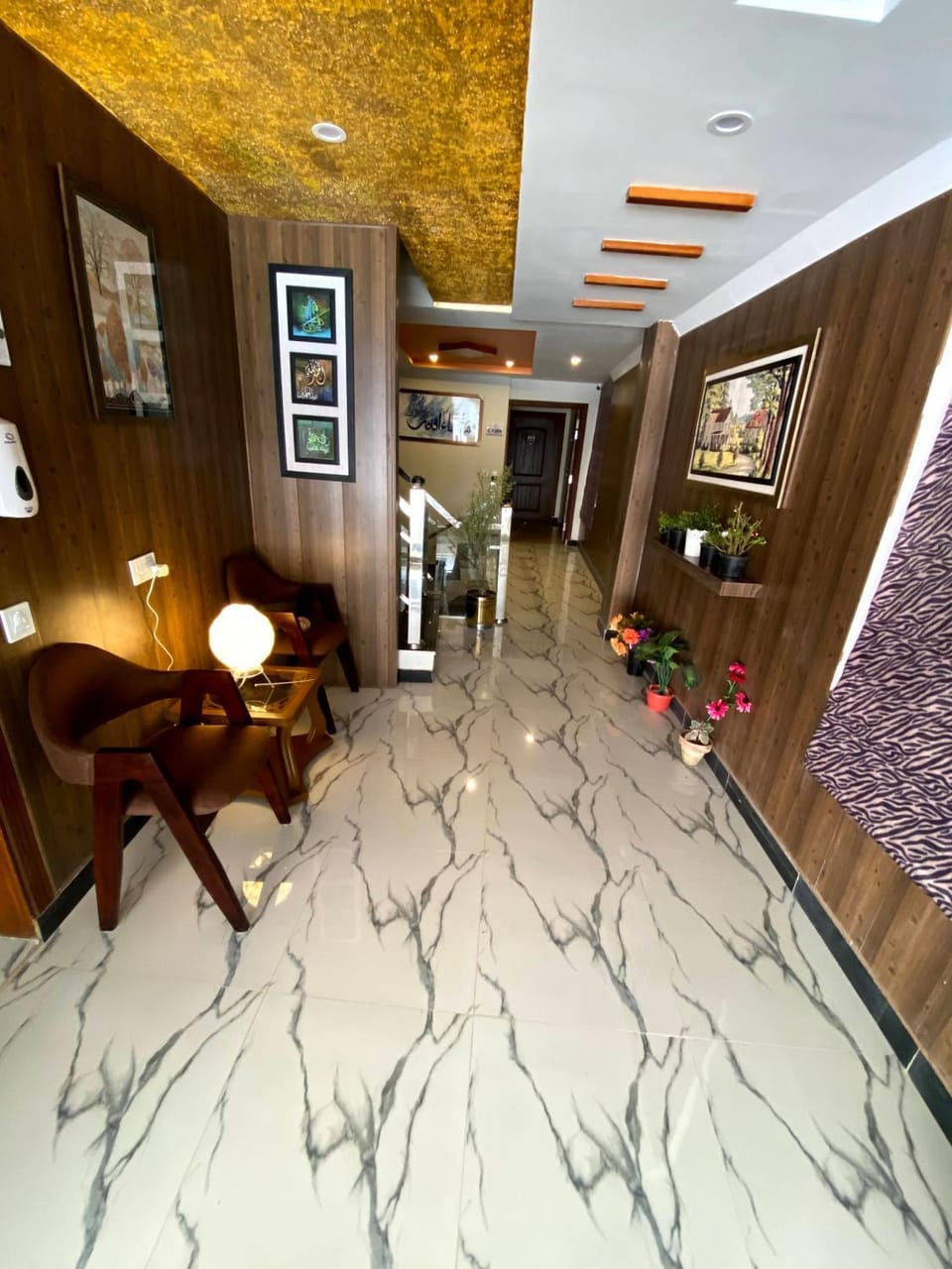 AK Hotel & Suites Apartment in Punjab