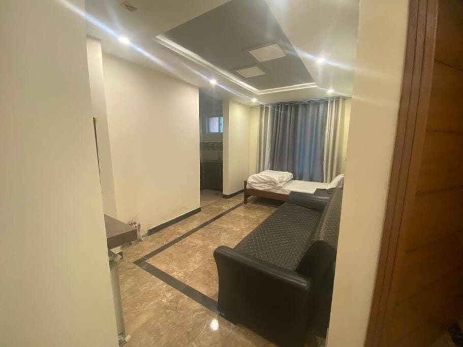 AK Hotel & Suites Apartment in Punjab