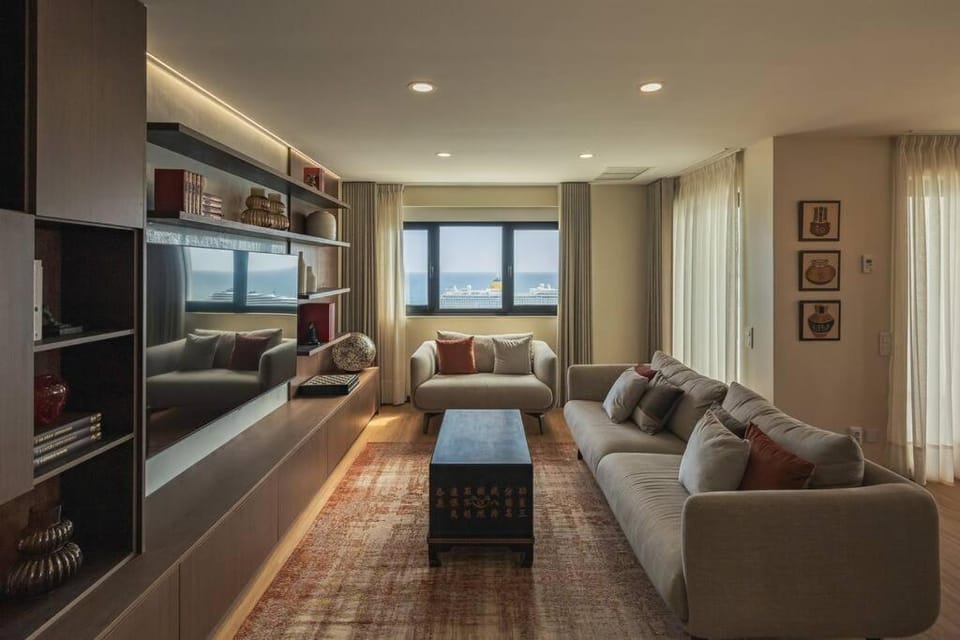Ocean Vista - Premium CityCenter Apartment in Ponta Delgada