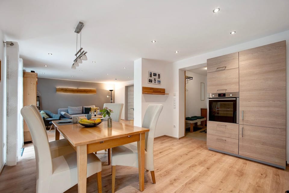 Property building, Kitchen or kitchenette, Living room