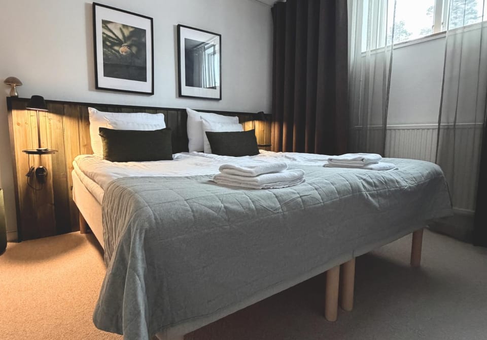 Bed, Photo of the whole room