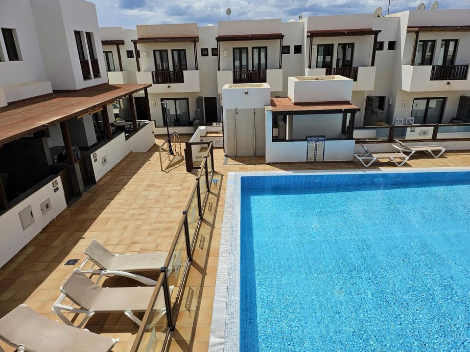 View (from property/room), Balcony/Terrace, Swimming pool