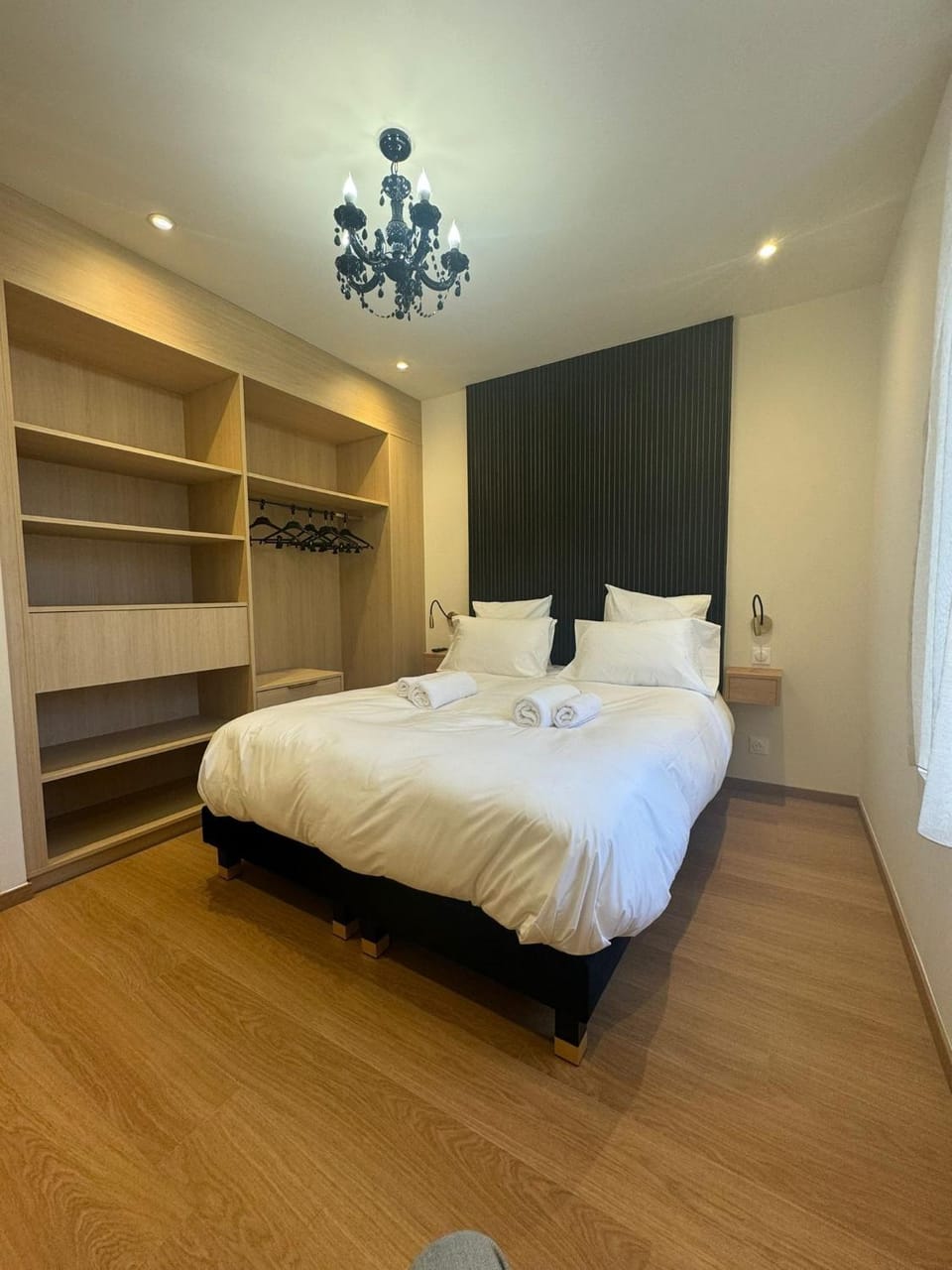 Bed, Photo of the whole room, Bedroom, wardrobe