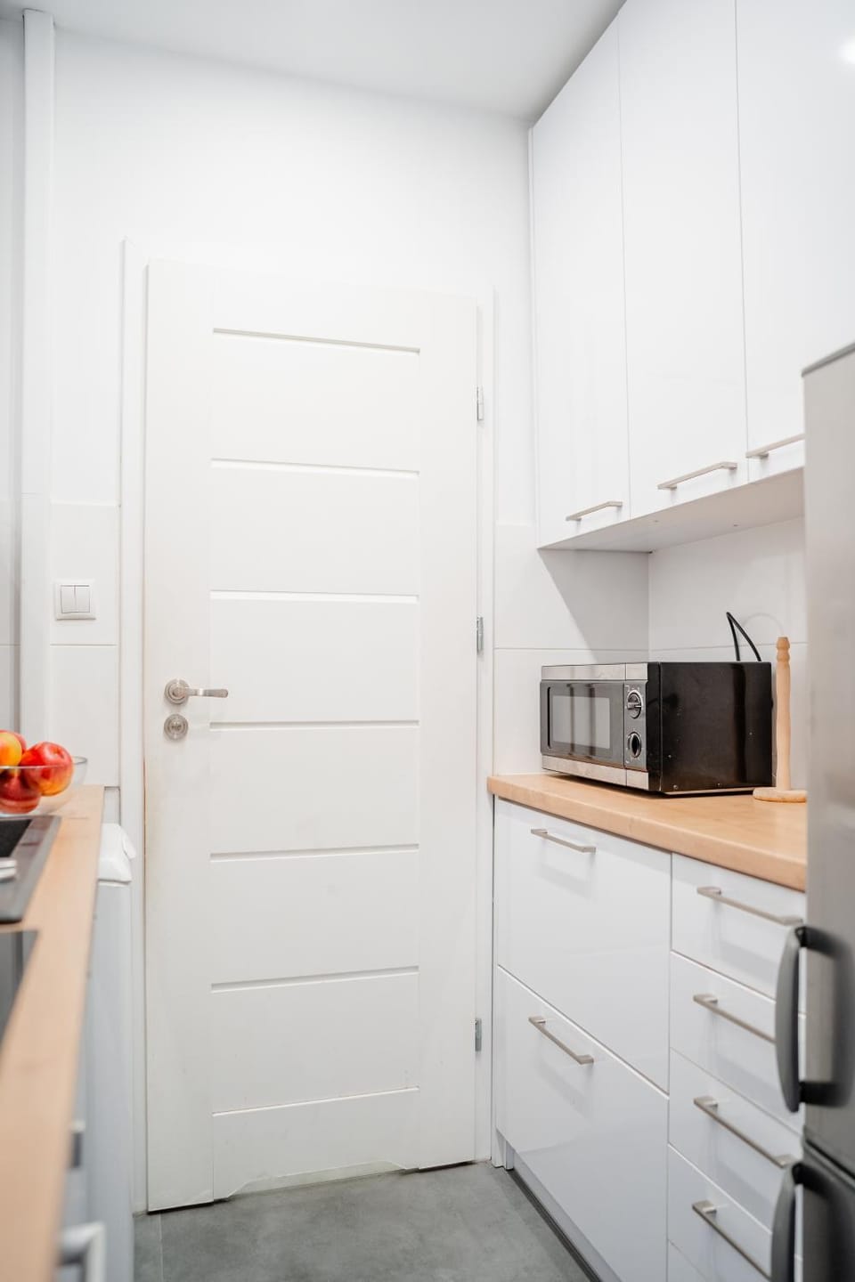 Kitchen or kitchenette, oven, pet friendly, stove