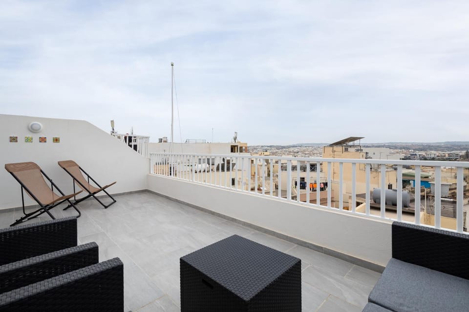 Blue Hues Apartments Apartment in Malta