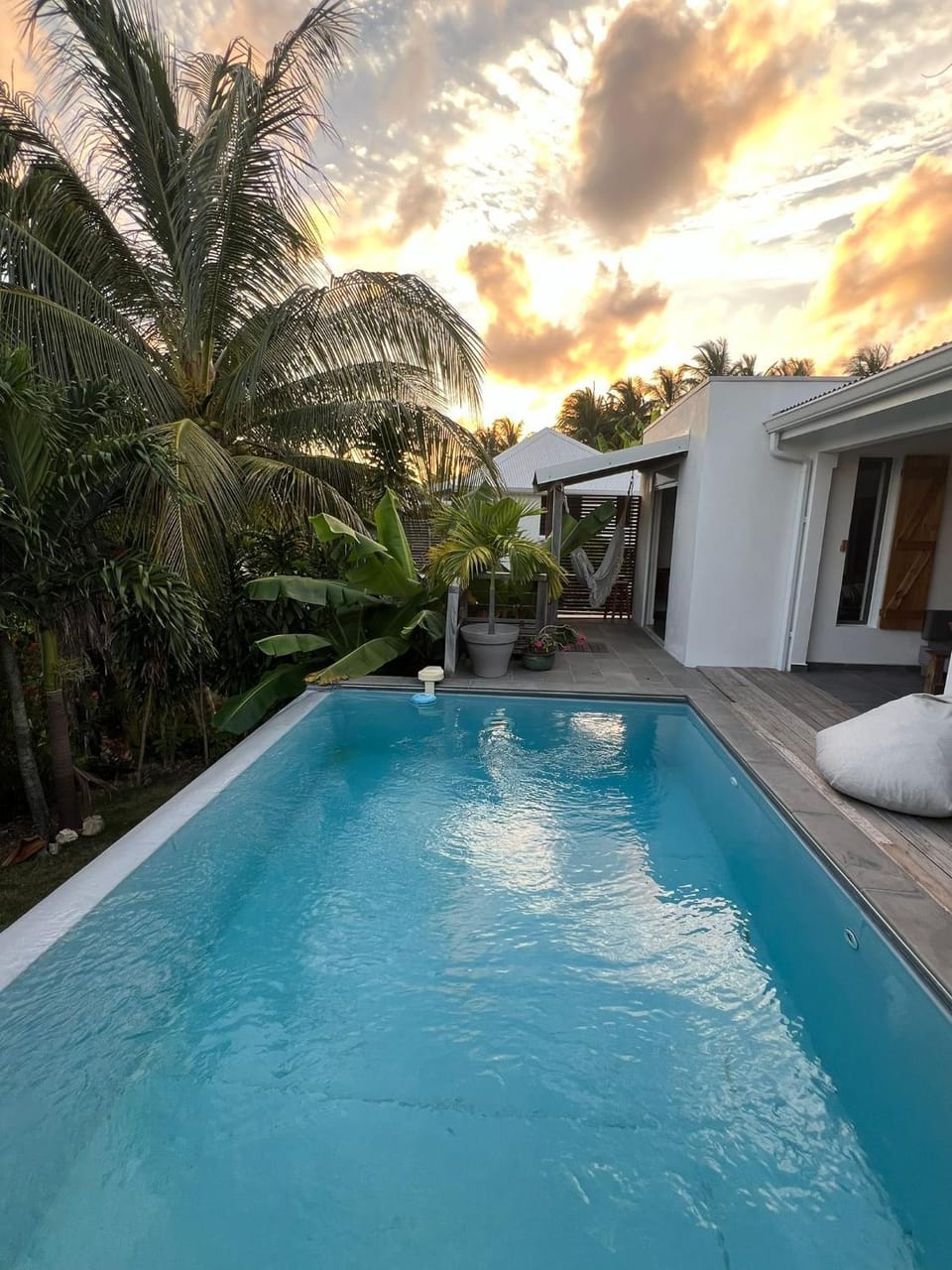 Natural landscape, Pool view, Swimming pool, Swimming pool, sunbed