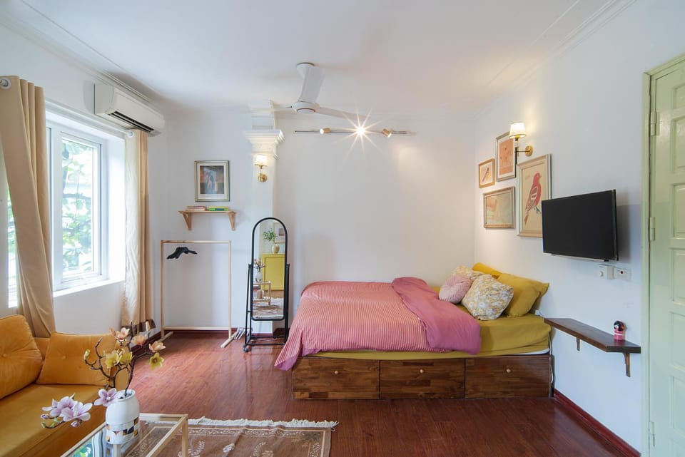 Photo of the whole room