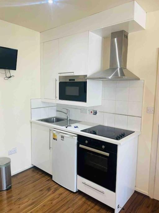 studio 69 Apartment hotel in London