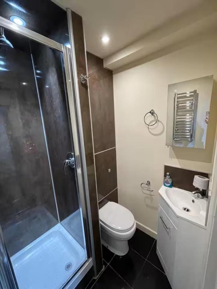 studio 69 Apartment hotel in London