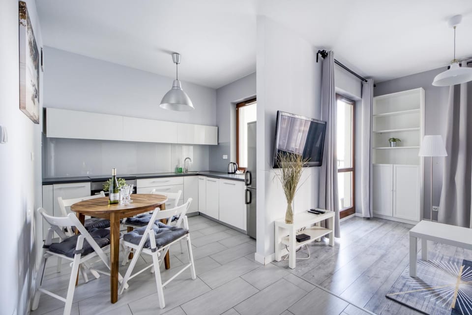 TV and multimedia, Kitchen or kitchenette, Dining area