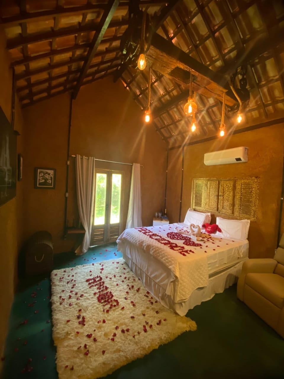 Photo of the whole room