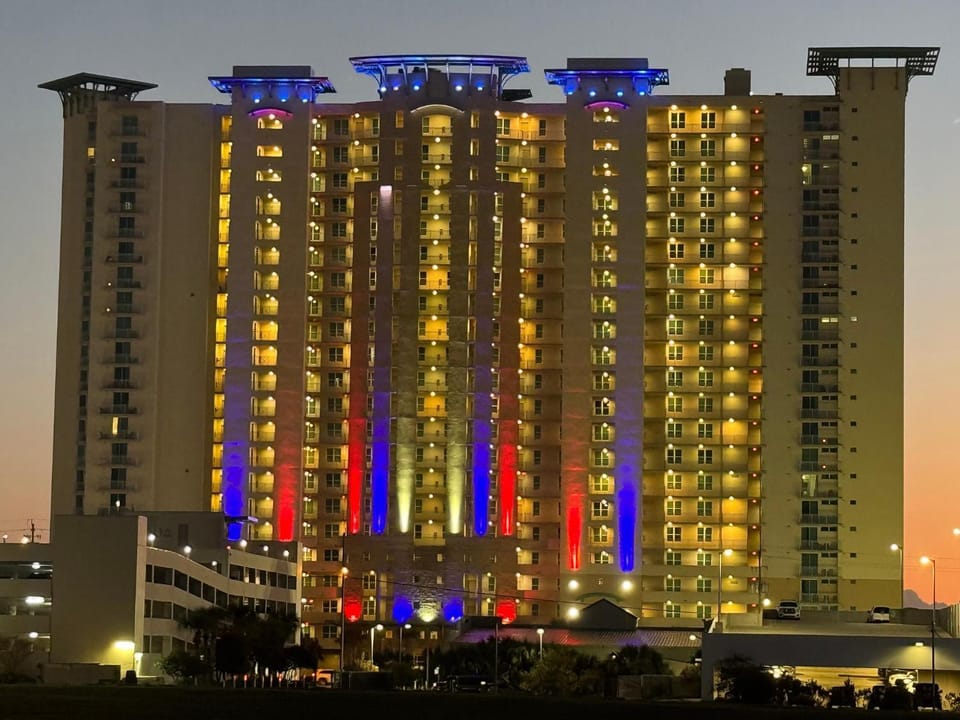 Aqua Resort 903 House in Panama City Beach