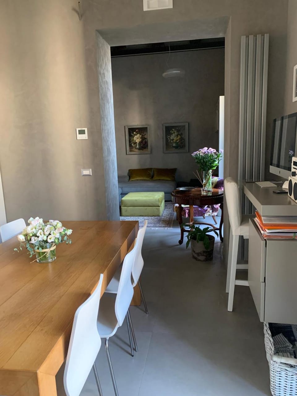 Kitchen or kitchenette, Living room, Dining area