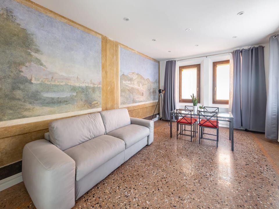 Casa Picta Apartment in Bologna