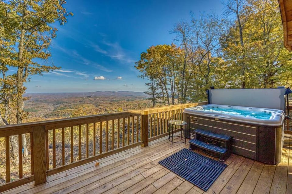Natural landscape, Hot Tub, View (from property/room), Balcony/Terrace, Mountain view