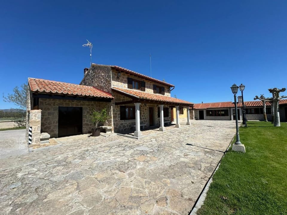 Property building, Garden