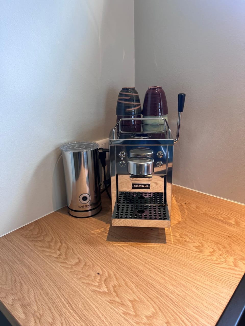 Van Heeckeren City Centre Studios Nes Apartment in Nes