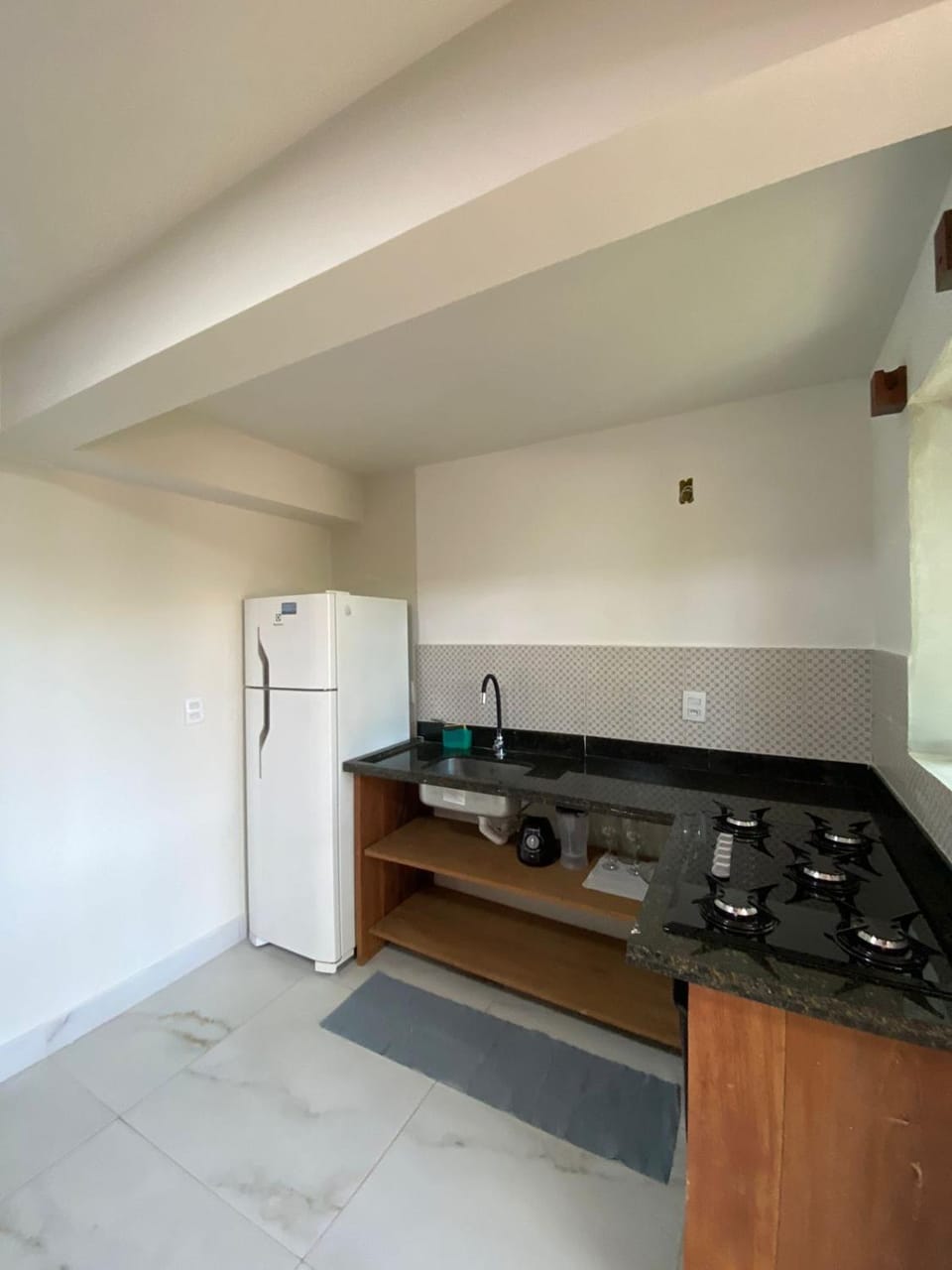 Kitchen or kitchenette, oven, stove