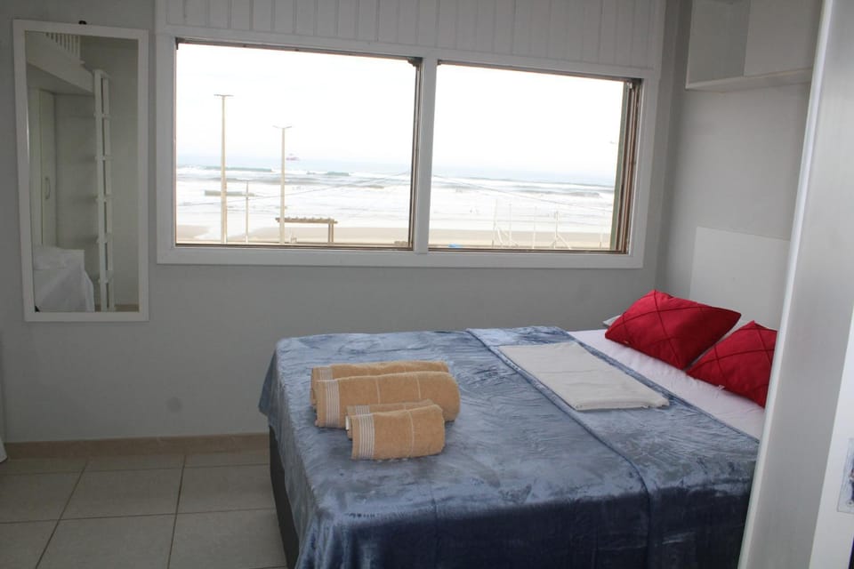 Apartamento Vista para Beira-Mar e Calçadão centro de Tramandaí Apartment in Tramandaí