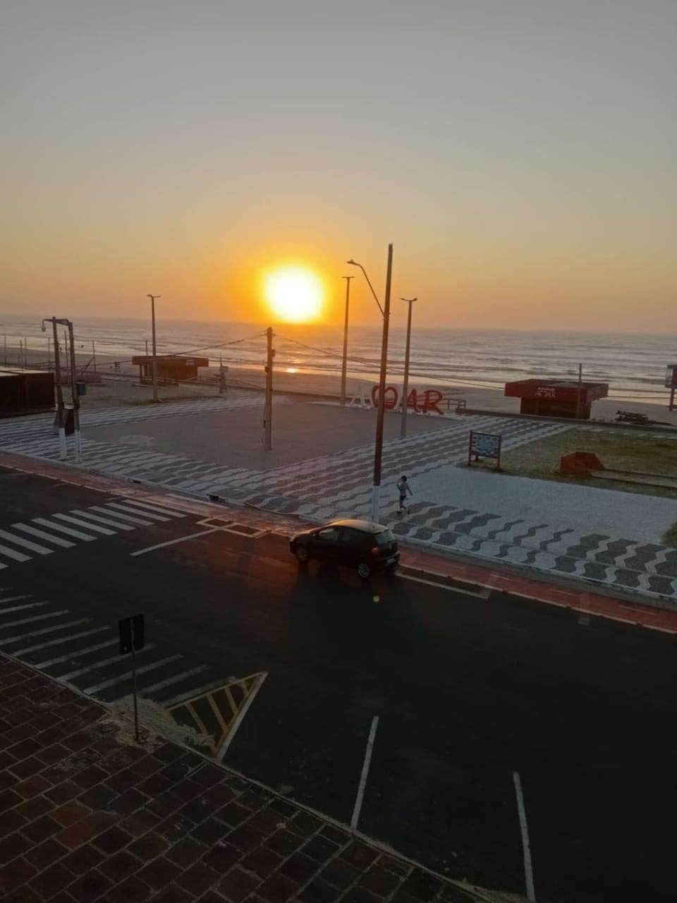 Apartamento Vista para Beira-Mar e Calçadão centro de Tramandaí Apartment in Tramandaí