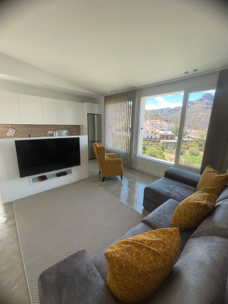 Communal lounge/ TV room, TV and multimedia, Seating area