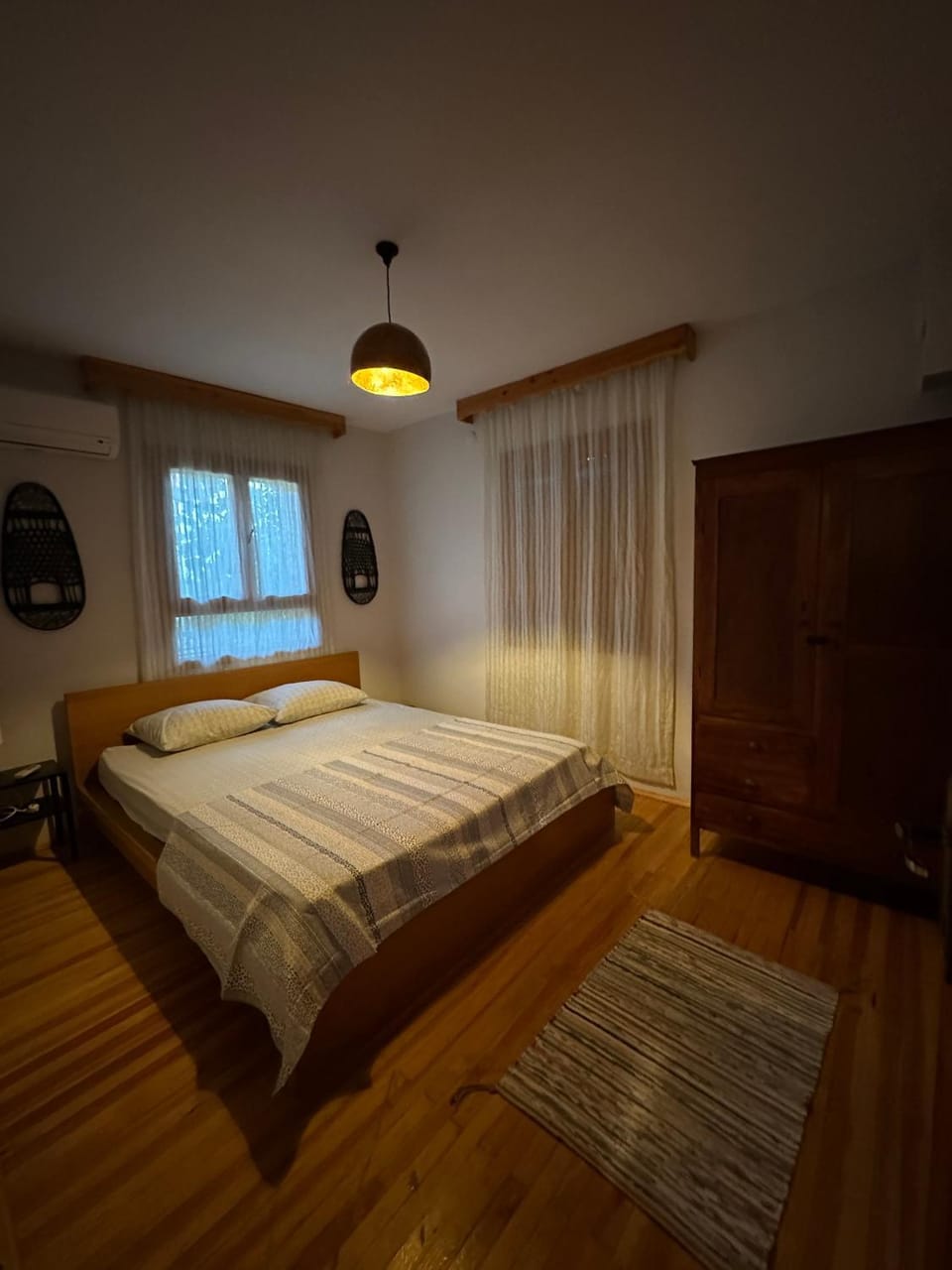 Bed, Photo of the whole room, Bedroom, wardrobe
