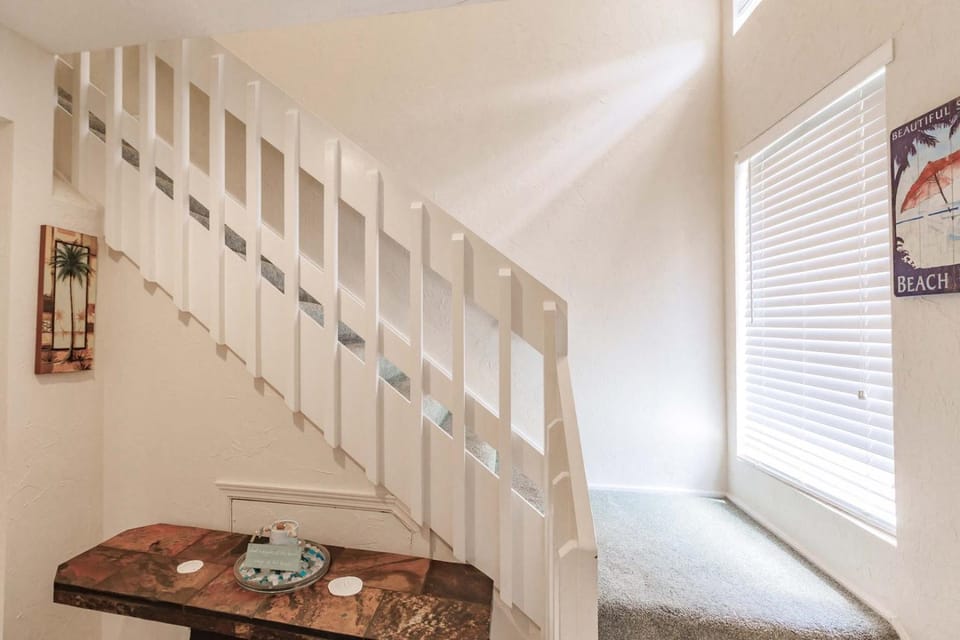 1205 PD Experience Coastal Charm in this Townhome House in Siesta Beach