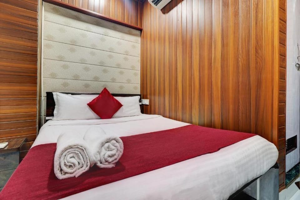 Super Hotel O Amma Bhau Residency Hotel in Mumbai