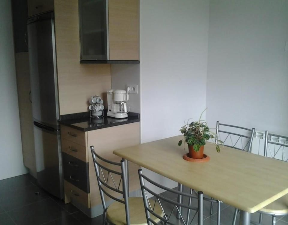 Property building, Kitchen or kitchenette, Living room