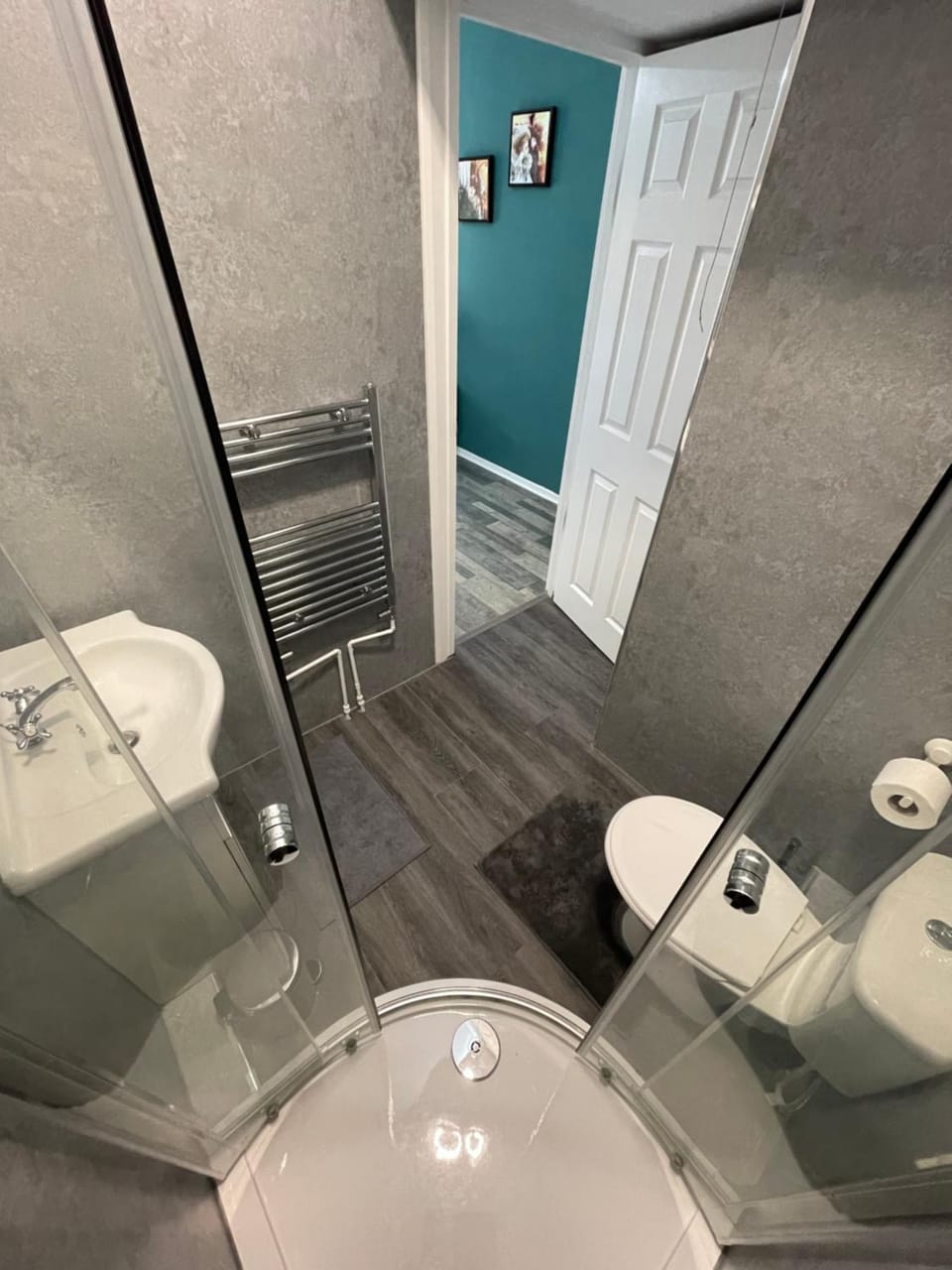 Shower, Toilet, Bathroom