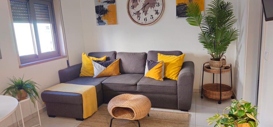 Casa dos Sinos 2Bedroom Beach Apartment with Terrace Apartment in Guia