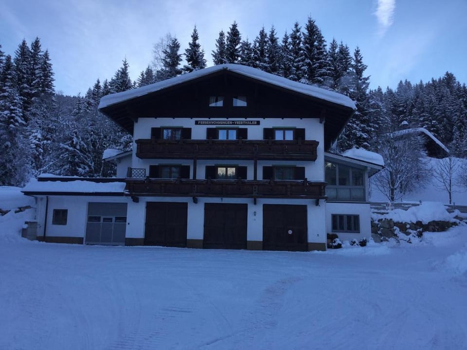 Facade/entrance, Winter, Time of day, Sunset
