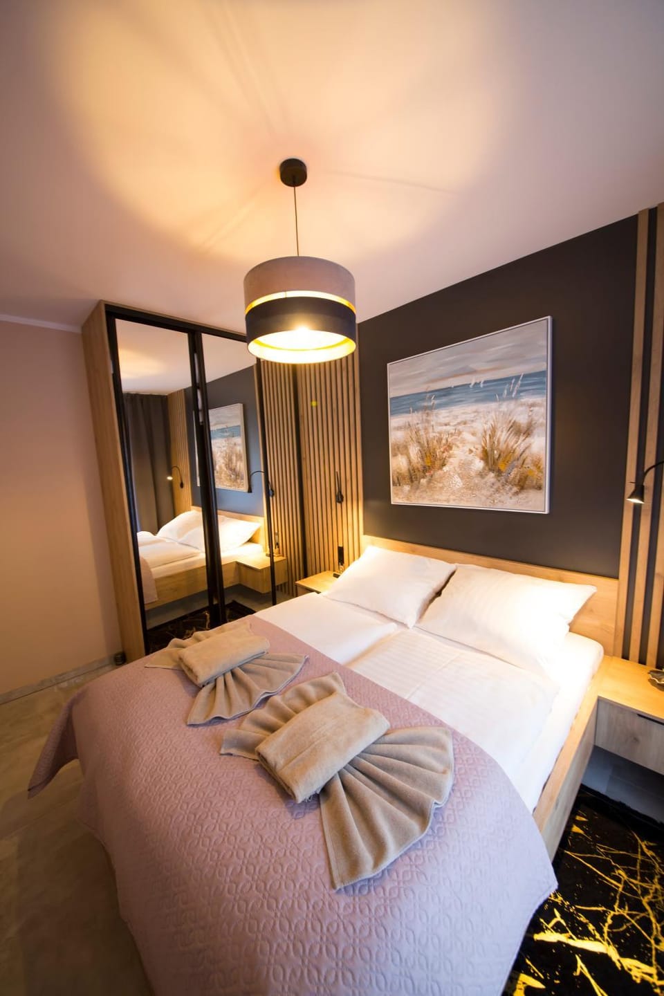 Bed, Bedroom, towels, wardrobe
