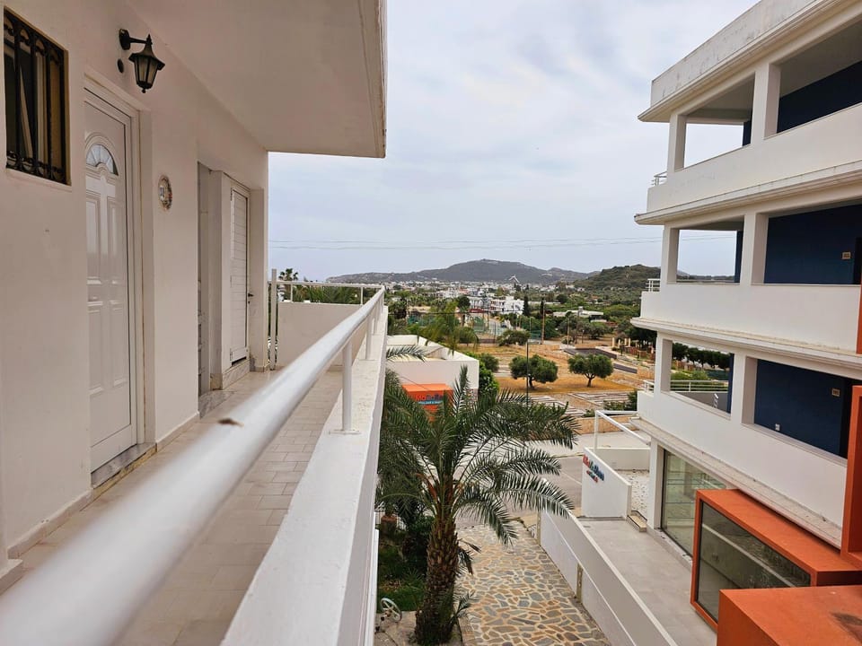Property building, Day, View (from property/room), Balcony/Terrace, Mountain view