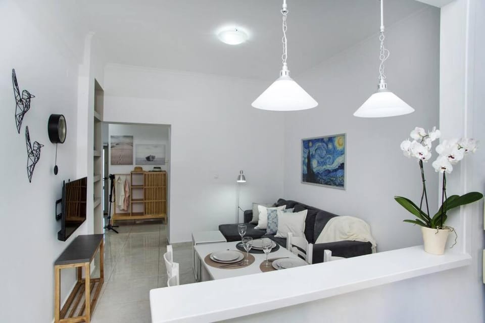 TV and multimedia, Kitchen or kitchenette, Seating area, Dining area