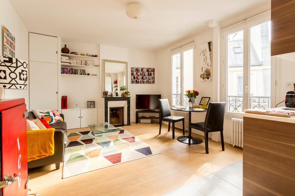 TV and multimedia, Living room, Seating area, hair dresser