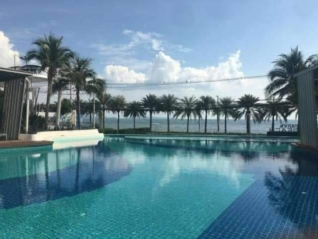 Lumpini Parkbeach2411 Apartment in Pattaya City