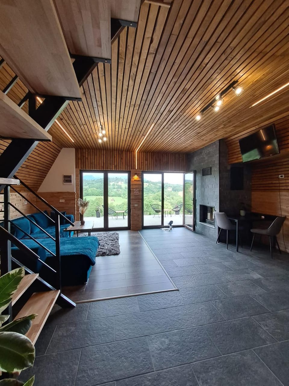 Living room, Seating area