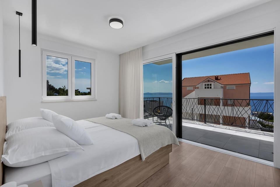 Villa Bava - Swimming Pool With Sea View Villa in Makarska