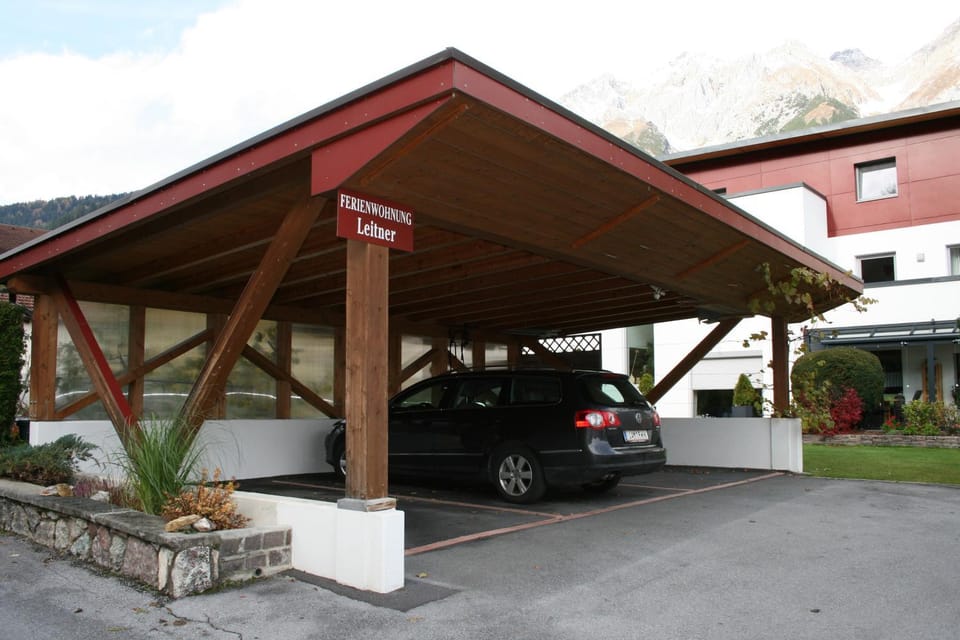Area and facilities, Area and facilities