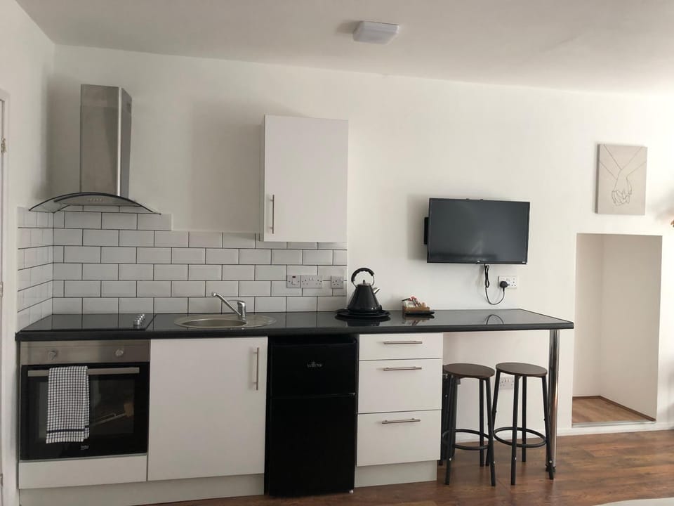 Studio in Bolton town, Short stay studio 4 Apartment in England