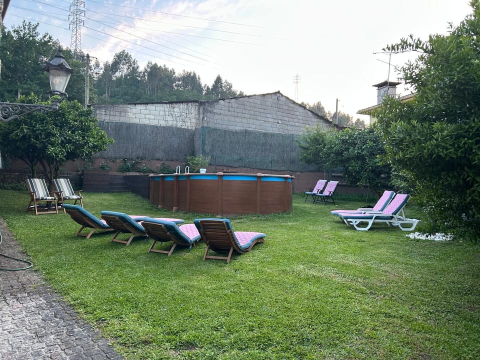 Garden, Swimming pool, sunbed