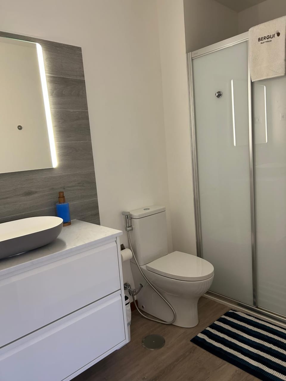Bergui Guesthouse - Em Guimarães desde 2017 Hotel in Guimaraes