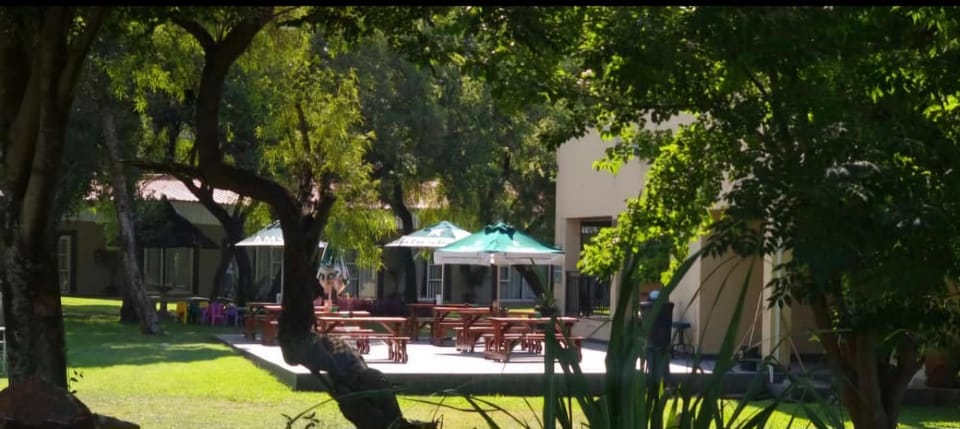 Nikita Portuguese Restaurant and Motel Bed and Breakfast in Gauteng