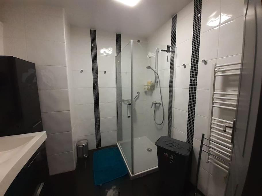 Bel appartement à côté des plages 2 à 5 Personnes Apartment in Antibes