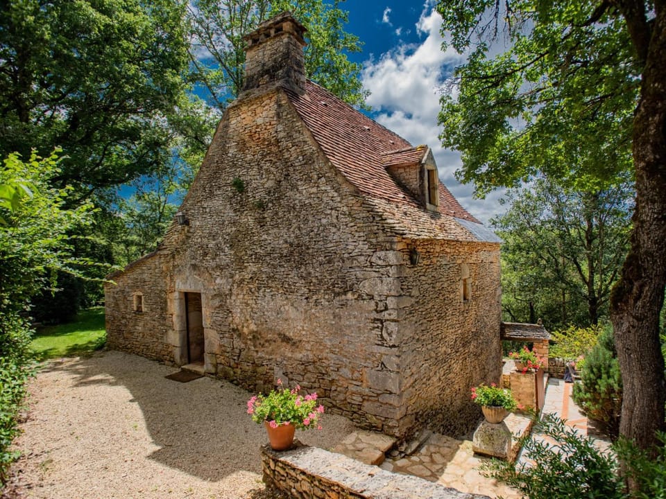 Property building, Summer