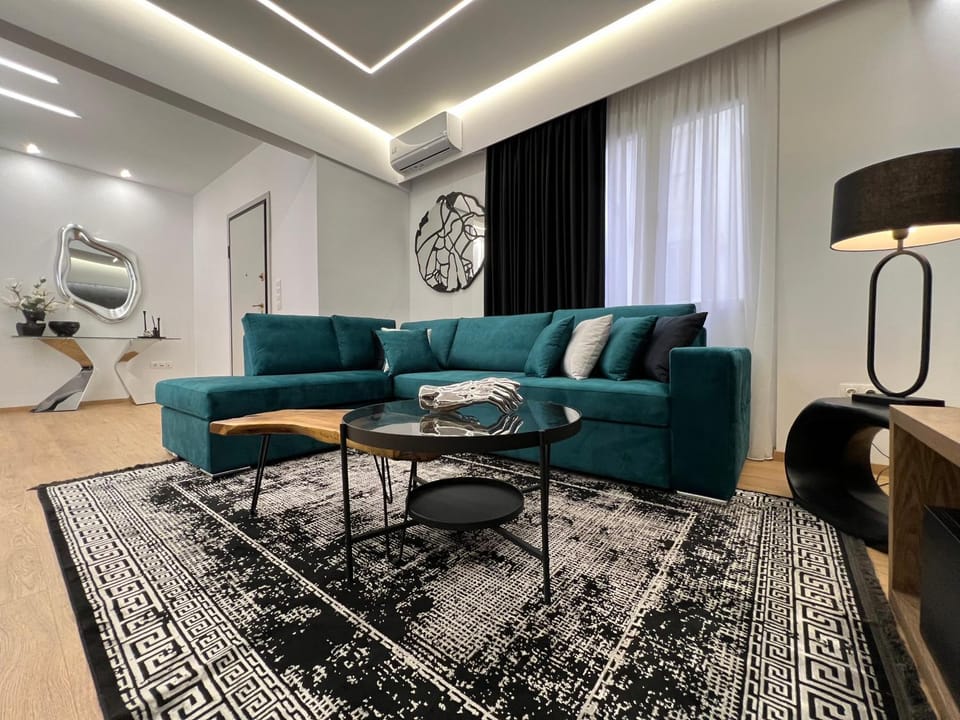 Living room, Decorative detail, Seating area