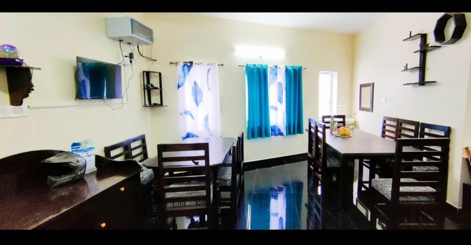 Arulmozhi Dream Vacation rental in Ooty